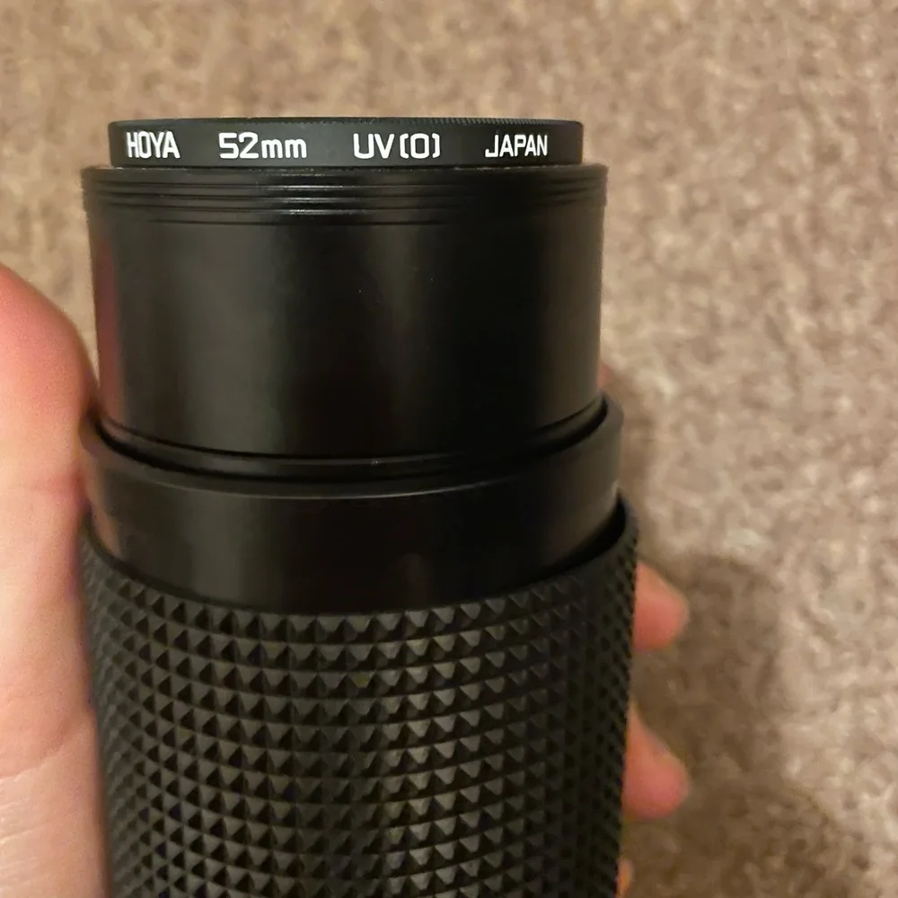 auto rakunar camera lens with hoya 52mm lens